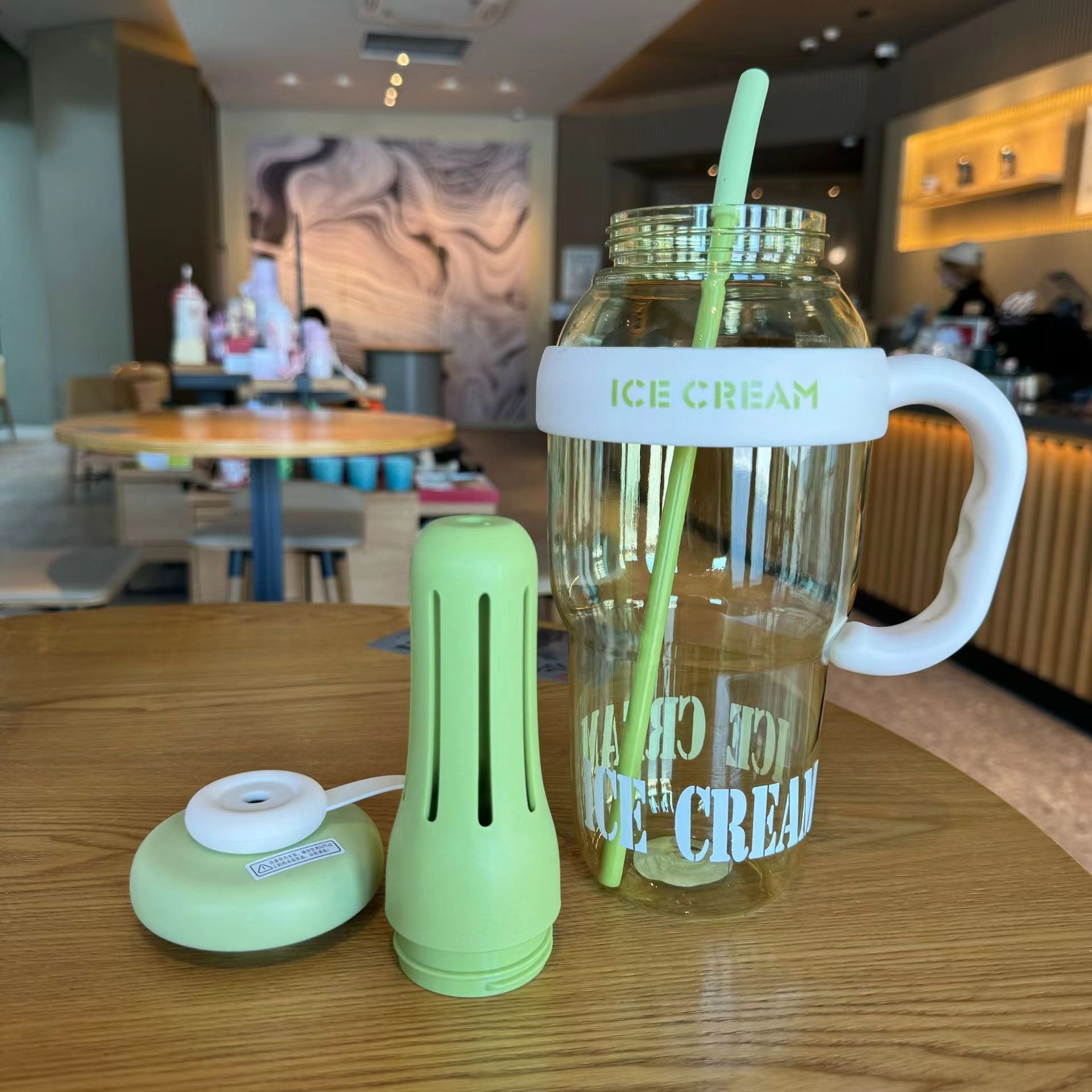 1100/1300 ML Cute Water Bottle - Sports Equipment 5 Years Old ulasan dan harga
